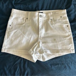 NEW Aeropostal High rise midi white shorts